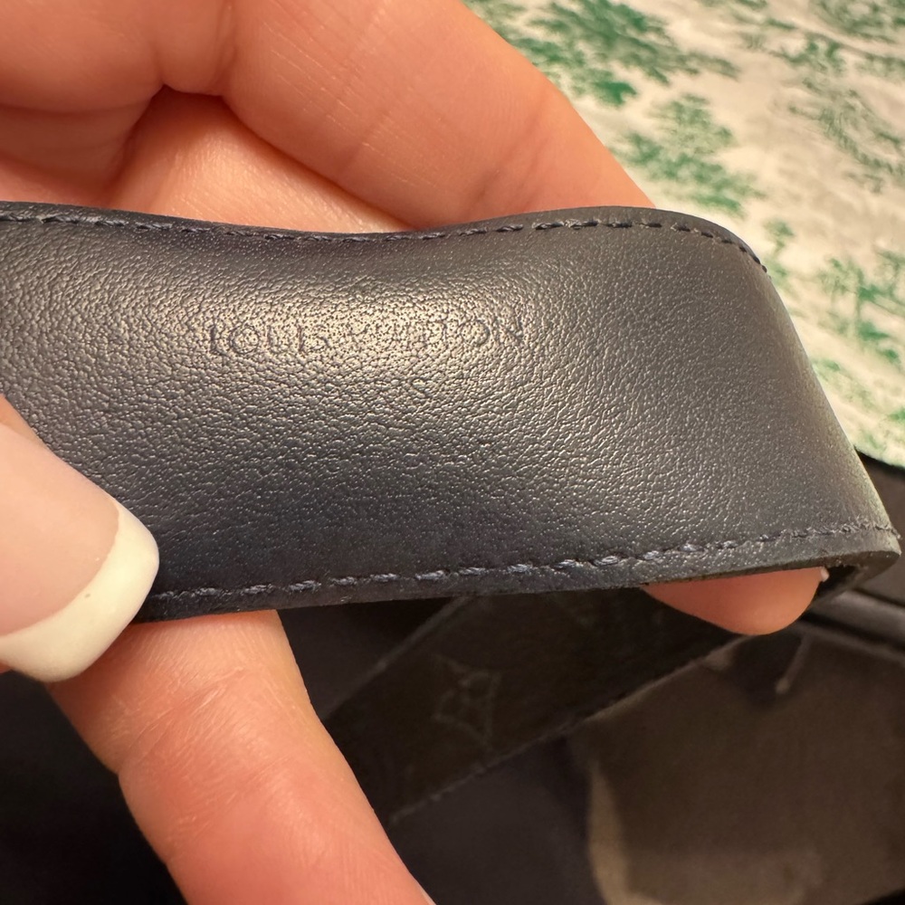 Louis Vuitton Empreinte navy blue belt. - Picture 6 of 8